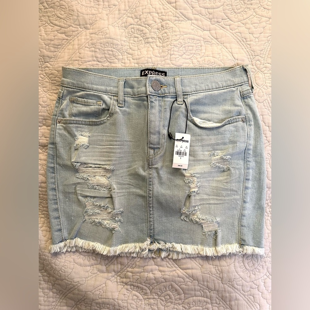 Women’s Express Denim Mini Skirt NWT size 0